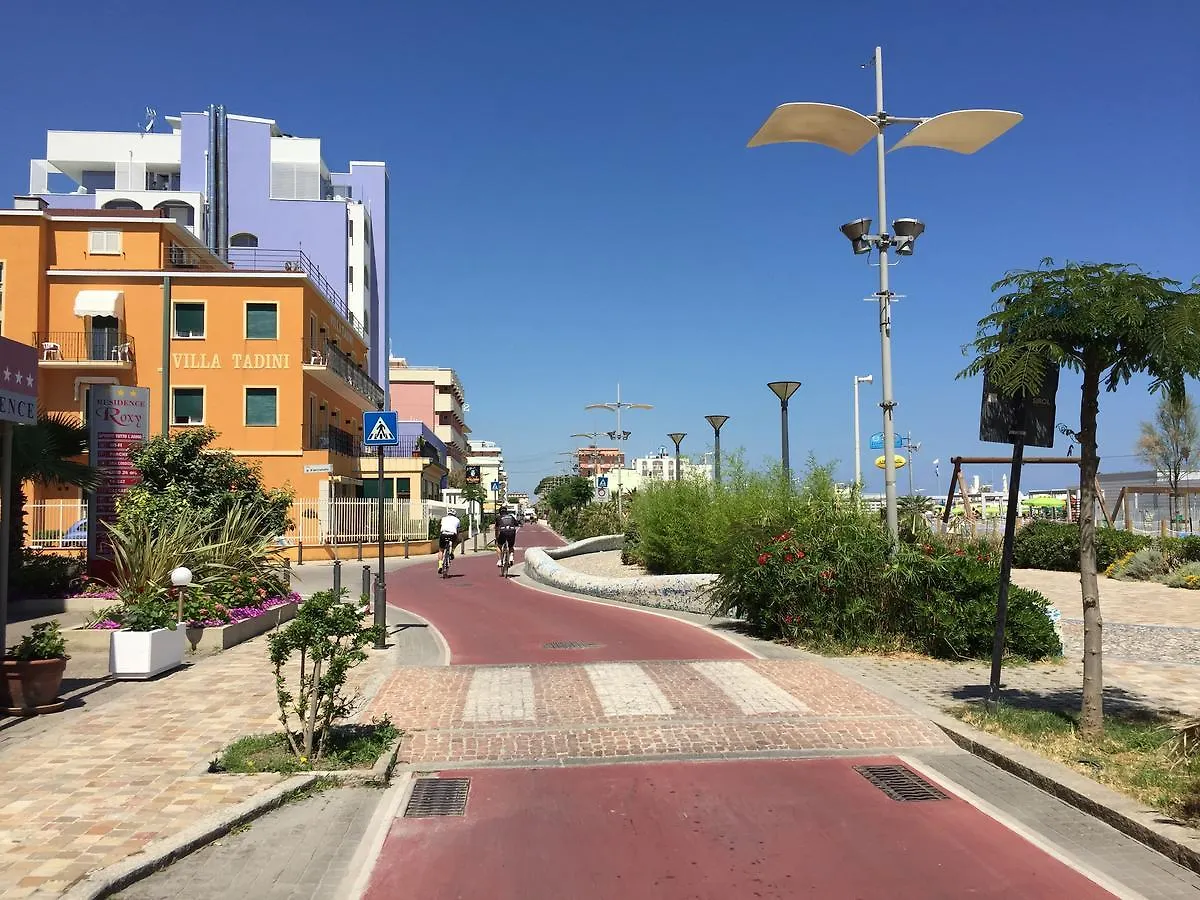 Residence Roxy Misano Adriatico 3*,