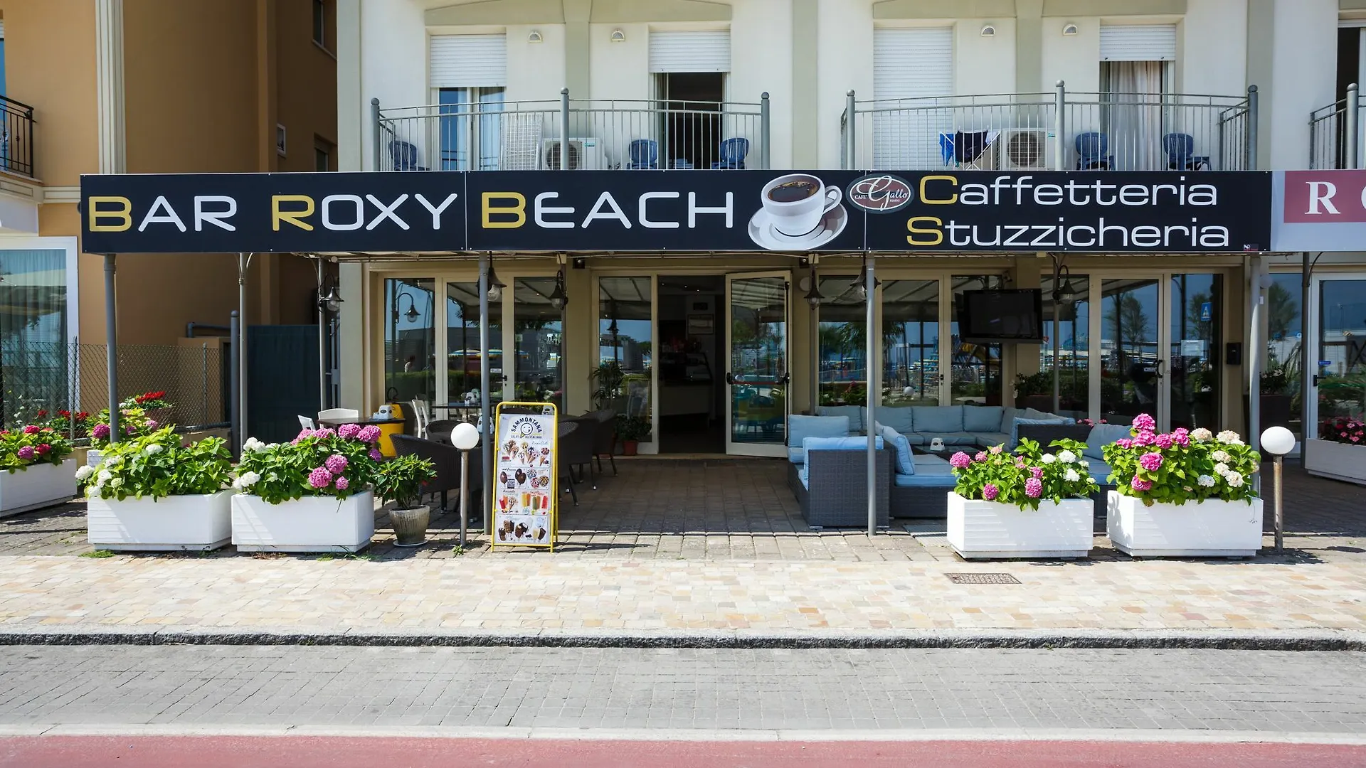 Residence Roxy Misano Adriatico 3*,